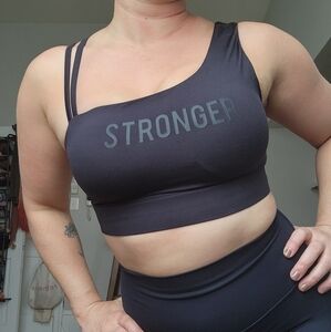Asymmetrical sports bra size M